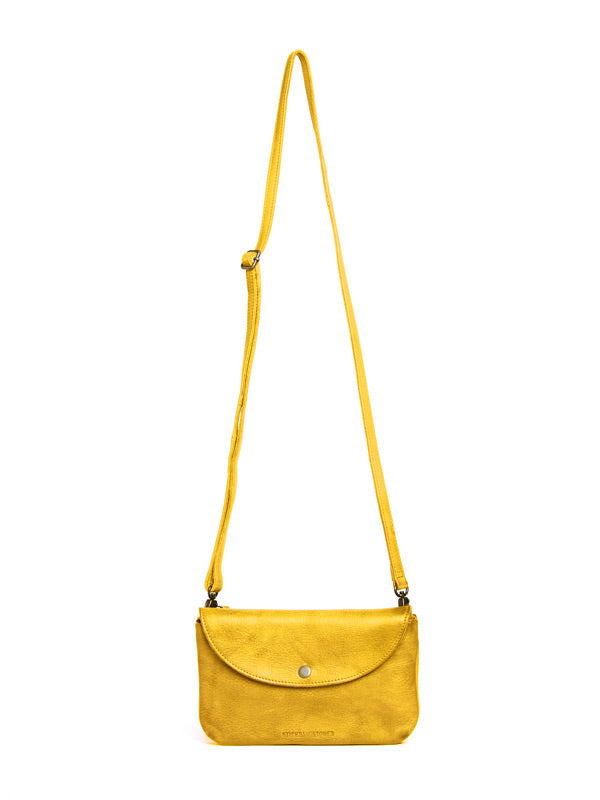 Sticks and Stones - Ledertasche Bermuda Bag - Sunflower Yellow