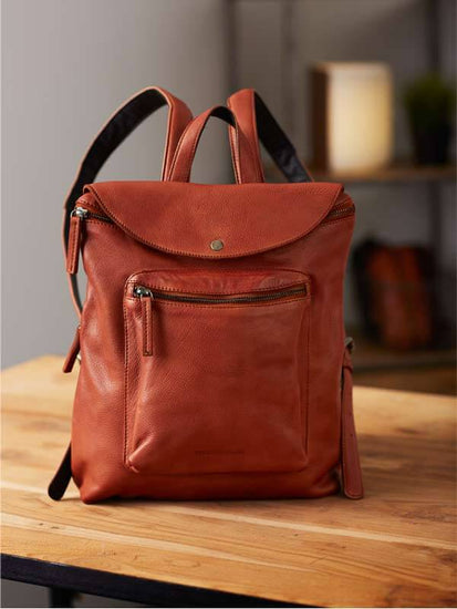 Sticks and Stones - Lederrucksack Bogota Backpack - Cognac