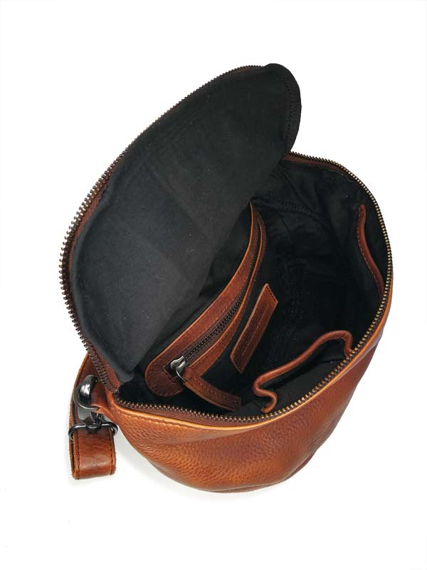 Sticks and Stones - Ledertasche Sitges Bag - Cognac Innenansicht