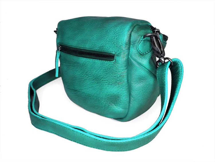 Sticks and Stones - Ledertasche Sitges Bag - Lagoon Rückseite