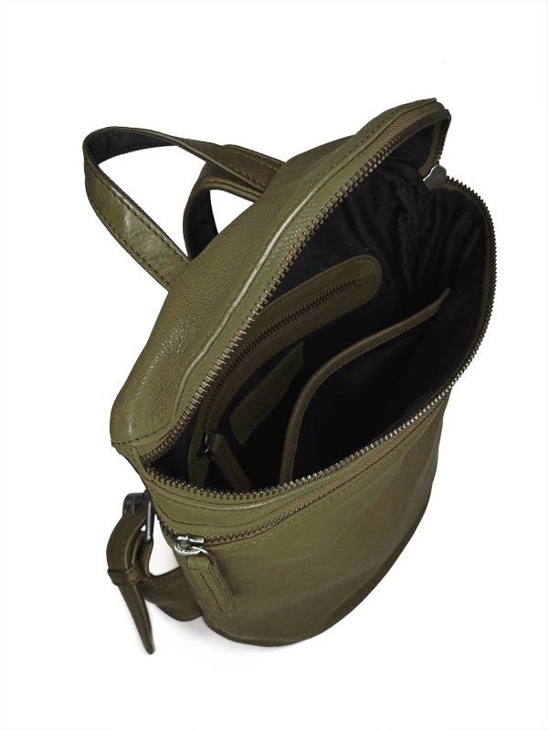 Sticks and Stones - Lederrucksack Valencia Backpack - Dark Olive Innenansicht