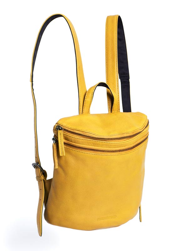 Sticks and Stones - Lederrucksack Valencia Backpack - Sunflower Yellow